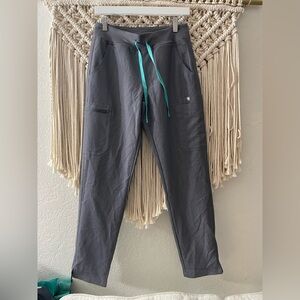 Figs woman Charcoal scrub pants  with Aqua Drawstring